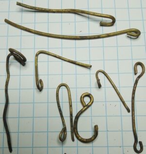 sluitpennen boekbeslag (1550-1600)