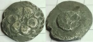 beslagplaat rond met bloem