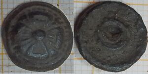 knoop bloem vierblad met lobben parelrand