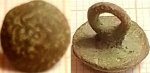 knoop roosje met parelrand 15mm