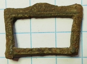 gesp trapeziumvormig - fragment (ca1570-1700)