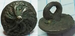 knoop waaier op mandje parelrand 11mm